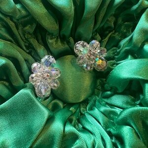 Vintage Sherman cluster crystal clip on earrings